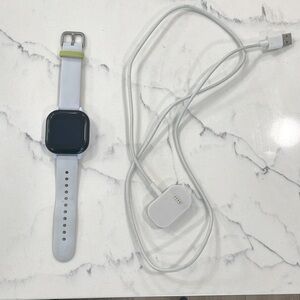 this is a Gizmo made by verizon